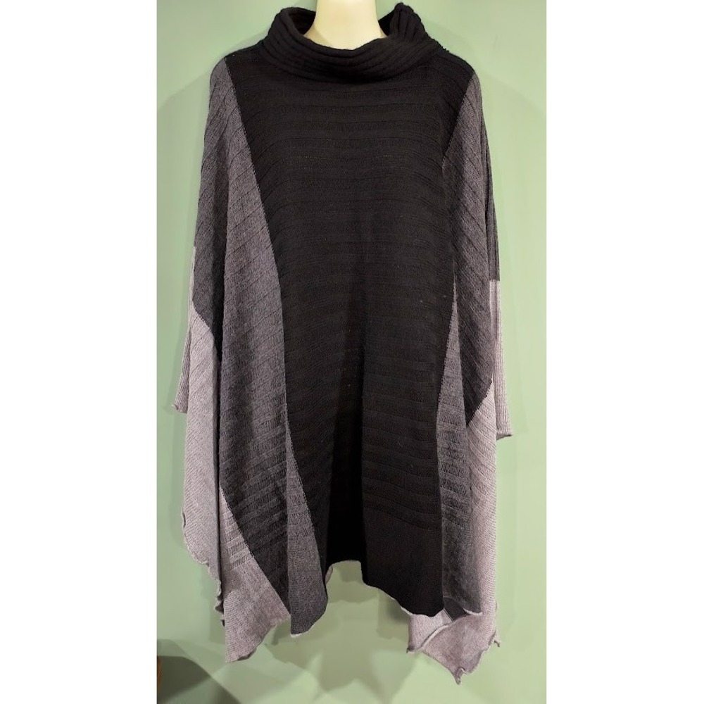 CJ‎ Banks Women One Size Black Grey Bulky nit Cowl Neck Poncho Sweater